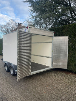 Gesloten aanhangwagen kopen | Percon | Sterke Kwaliteitsmerken & Advies