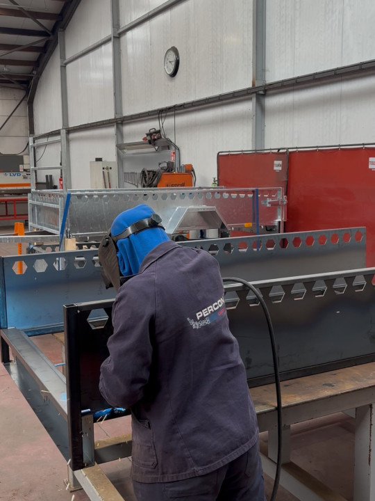 Plateau aanhangwagen kopen | Percon | Sterke Kwaliteitsmerken & Advies